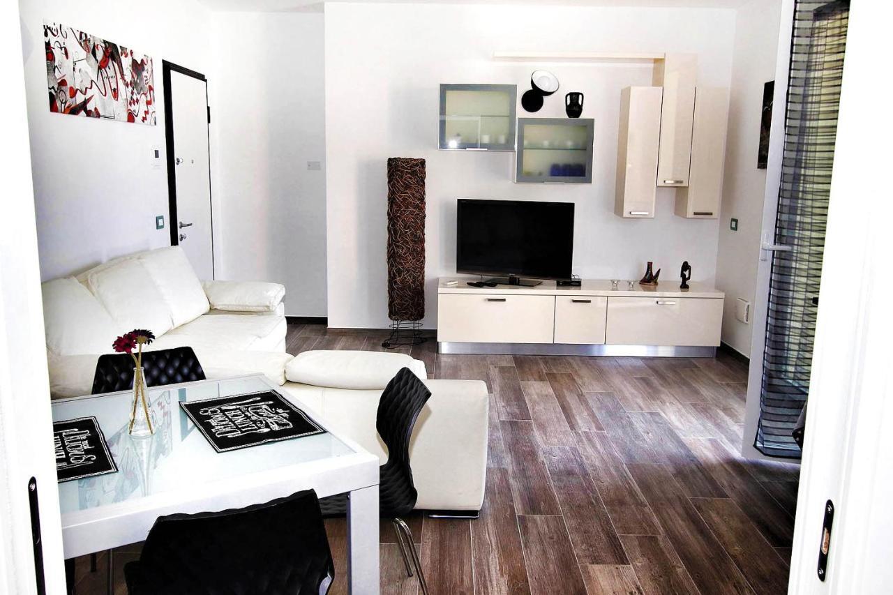 Macaia Apartment Лаваня Екстериор снимка